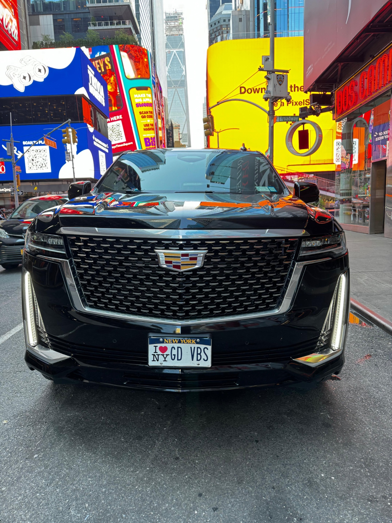 Cadillac Escalade SUV — photo 1 of 2